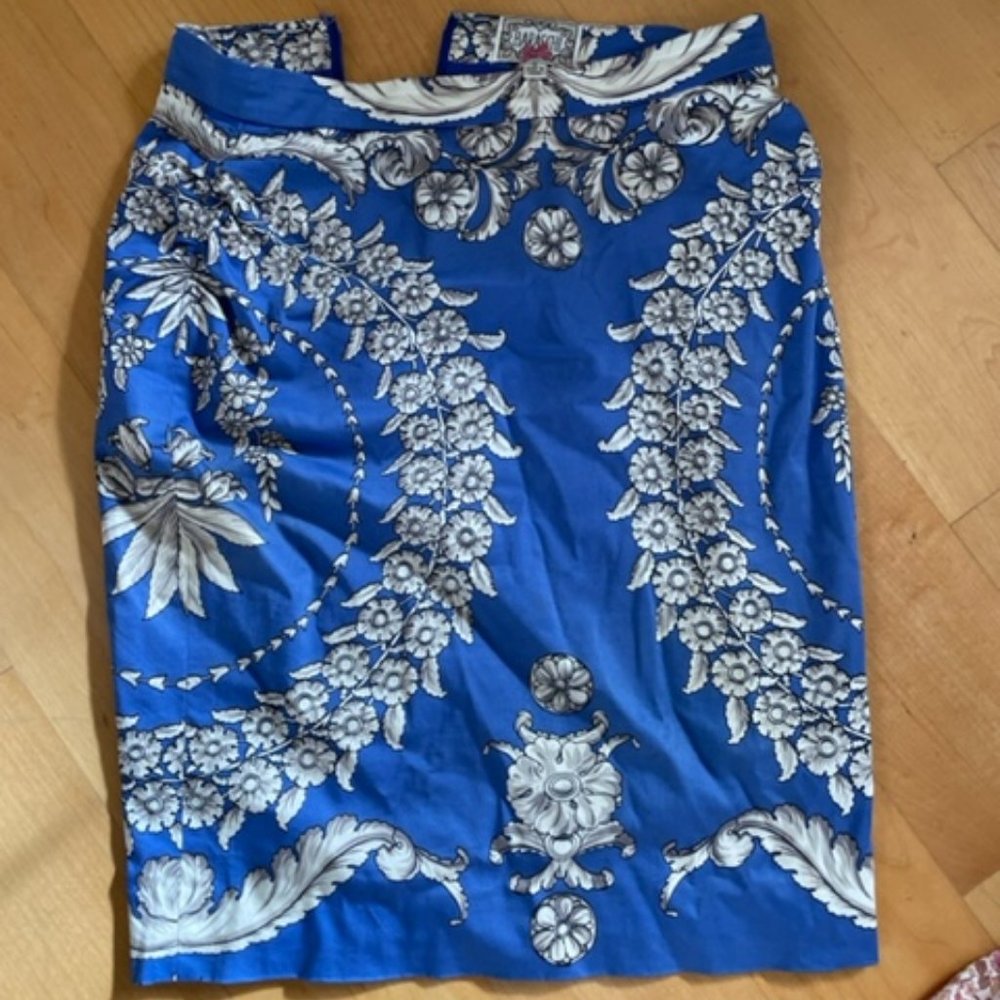 Anthropologie Blue Pattern Print Pencil Skirt- Size 0